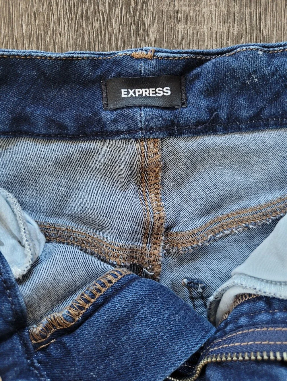 Express 90s Slim Super High Rise Jeans - Picture 8 of 9